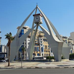 东方小树闯世界 头像