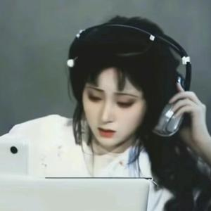 诗意百灵鸟 头像