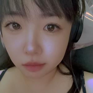 萌心有所属 头像