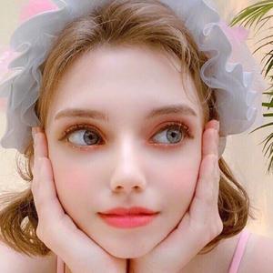 糖糖不爱吃糖guo 头像