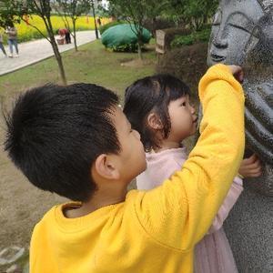 辰辰熹熹的宝妈 头像