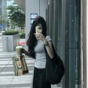 废柴不爱饭圈 头像