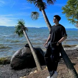 友泽诺尼亚 头像