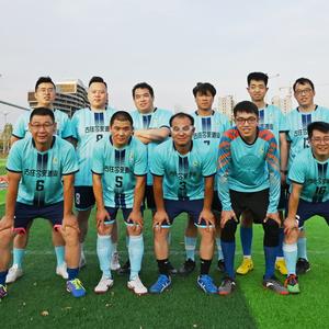 做人造草的老王 头像