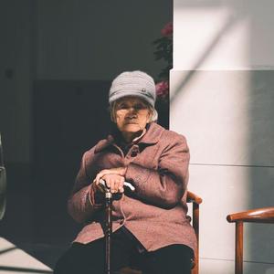 半眠日记 头像