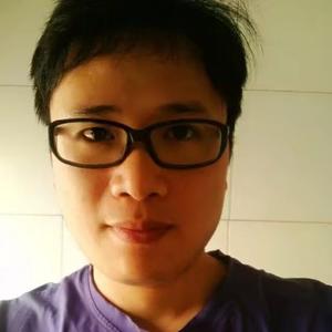 果树旁的阿杜