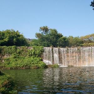 历史很多变 头像