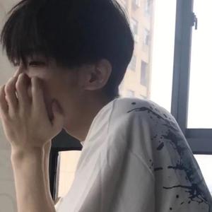 梦梦失眠了 头像