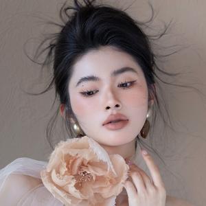 艾米丽造型 头像