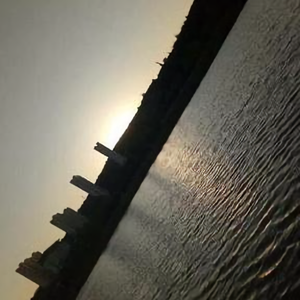 山颠一壶清酒r 头像