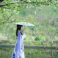雨中有女 头像