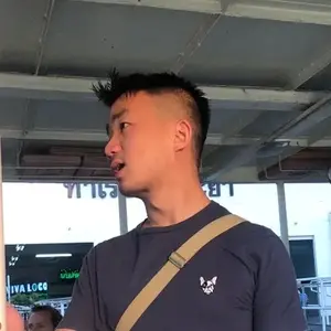 老张喜欢托尔金 头像