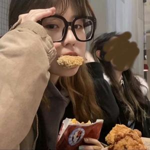 小初爱分享 头像