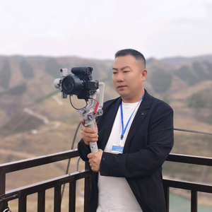 光影传说二哥 头像