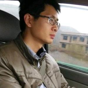 老丁爱喝酒 头像