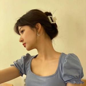 直爽的北大学姐 头像