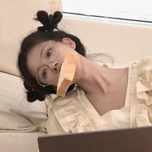 曲奇好物 头像