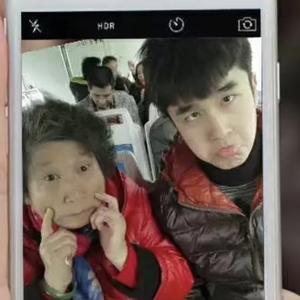 密室爆炸熊 头像