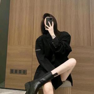 暴龙茱莉 头像