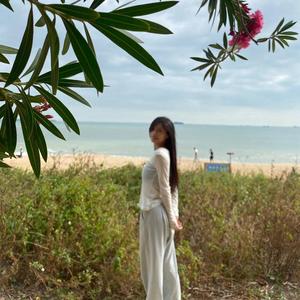 茉莉呀Molly 头像