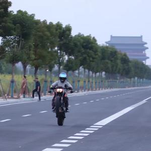 会飞的MoTo头像