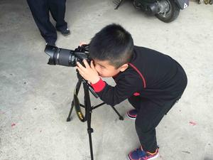 看农讲故事 头像