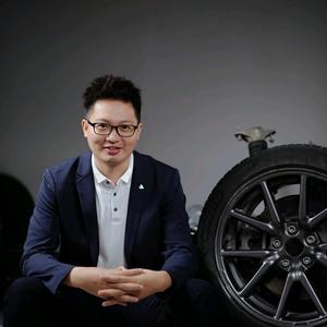 尹哥普及新能源 头像