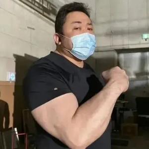 啾啾啾-啾~