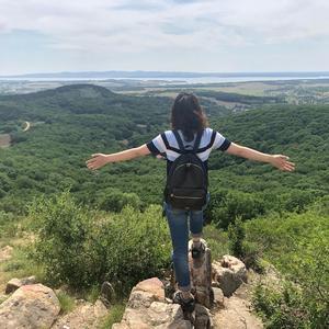 想当女王的五月 头像