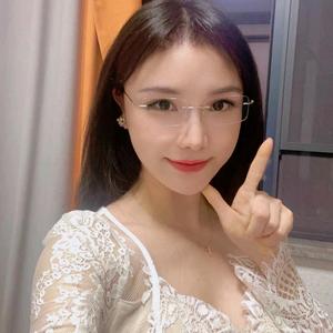 小梦看世界 头像