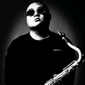 萨克斯小凯 头像