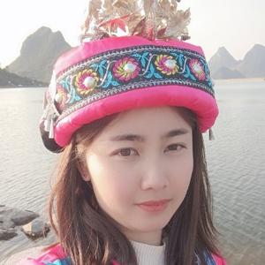 努力的团子 头像