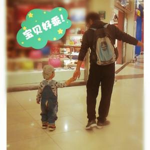 精致的邋遢 头像