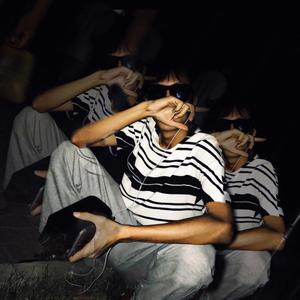 是一只老鹿 头像