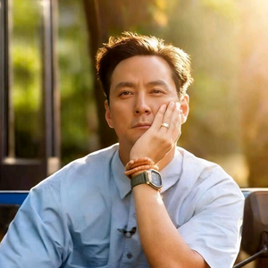 你为什么不穿西装 头像