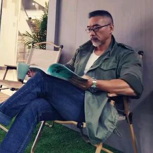 最会撸铁的咖啡师 头像