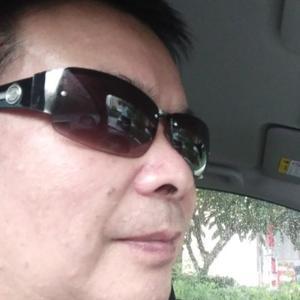 顶风逆水壮志在胸中