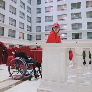 小团轮椅妈妈 头像