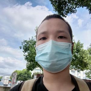 老陈在这做视频 头像