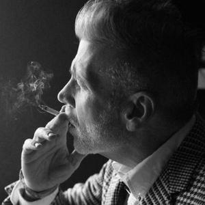 大叔爱揭秘 头像