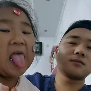 小代和小小代同学 头像