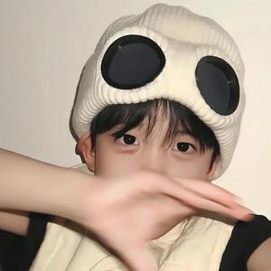 快乐的孔雀Ys 头像