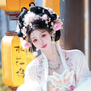 饿魔娜娜游天下 头像