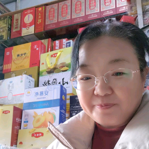 风中荡舟的逸人 头像