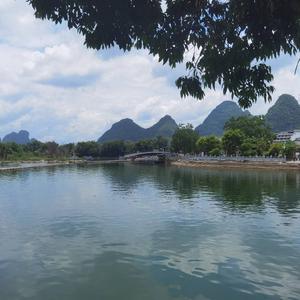 丘山月语 头像