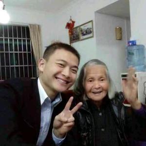 报关小哥Hugo邱旭钊 头像