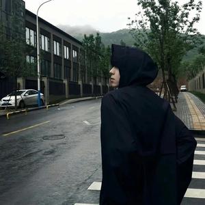 得鹿梦鱼/ 头像