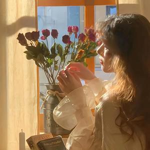 小手冰凉233333 头像