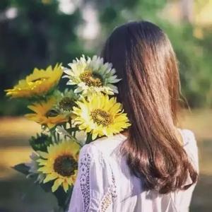 汴梁小师妹 头像