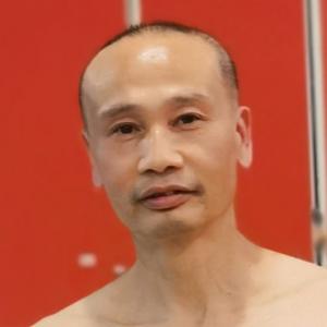 老陈持重